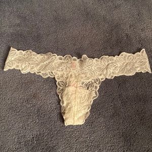 PINK • Victorias Secret Thong